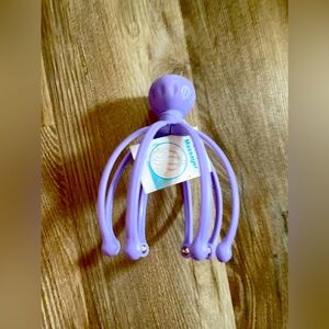 Scalp Massager NWT